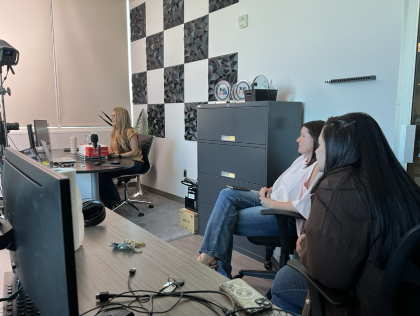 Preferred_Trust's tweet image. 🎬 From insightful podcasts on retirement to interactive webinars, we rocked last week. Here&apos;s a sneak peek of the BTS moments! 🎥

P.S. Stay tuned! More details regarding the Masterclass will be unveiled in a few hours. ⏰ #ProductiveWeek #ComingSoon #MasterclassAlert