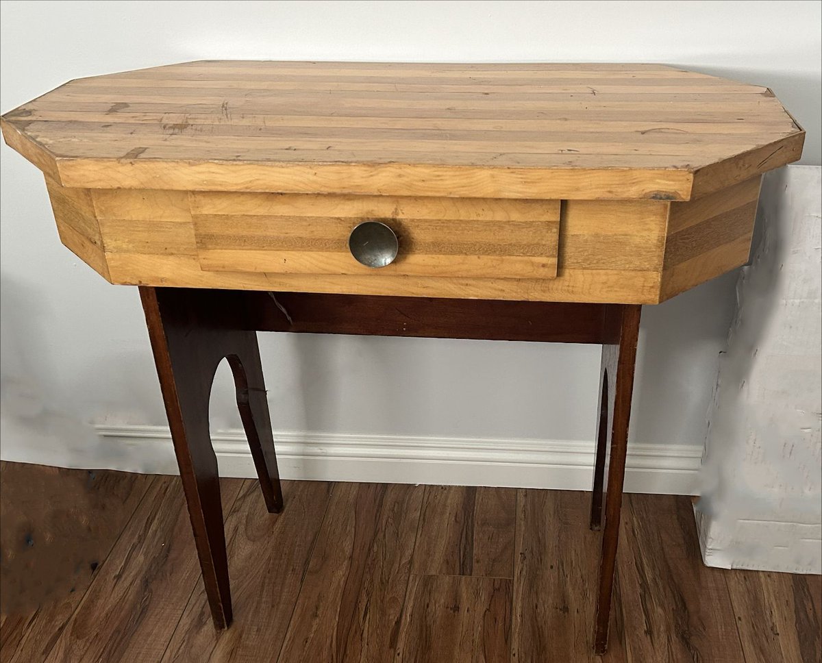 ArtToLife1's tweet image. Console table refinish before and after photos.
#furniture #furniturerefinishing #consoletable #losangeles