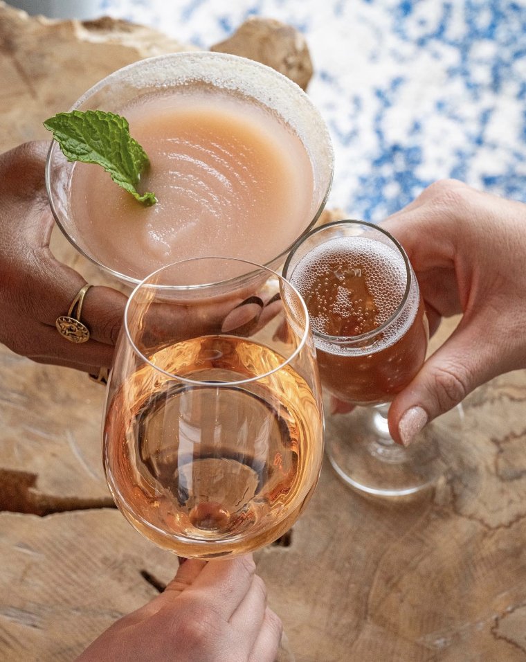 ShopBRVC's tweet photo. This is your reminder to call your besties and meet at @thehamptonsocial! 🍷💕✨ https://t.co/W2ttljK6DW
