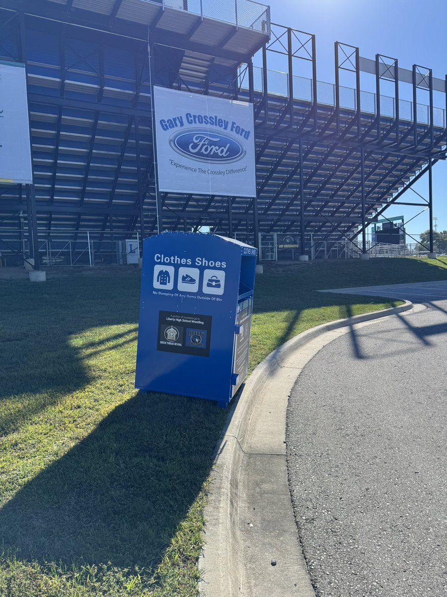 We are partnering with Green Thread Revival as a fund raiser this year. If you are cleaning out your closet please come donate to our bin. It’s located in the parking lot behind the stadium.  <a href="/LHSBlueJays/">Liberty HS Athletics</a> <a href="/BrickerDixon/">Bricker Dixon</a> <a href="/McClainKenzie/">Kenzie McClain</a> <a href="/victorywrestlin/">Smith</a> <a href="/Coach_Laws/">Kellen Laws</a>