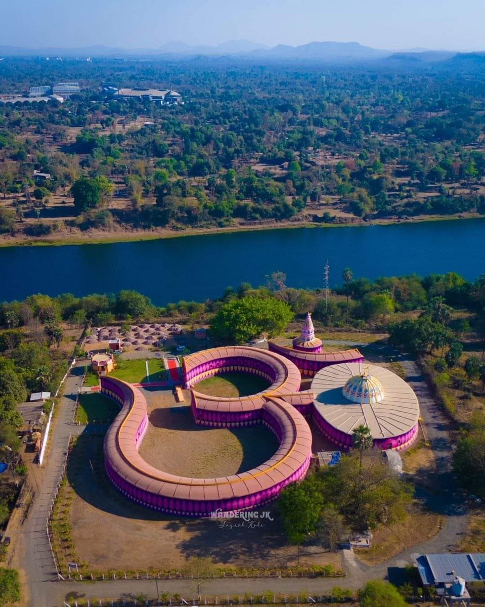 JohnMar77301444's tweet photo. Vedic Temples 'वैदिक मंदिर' ॐ

Om Mandir 

*Hinduism *Hindu *India *NYC *Brooklyn *Queens *Bronx *Staten Island https://t.co/36p7hWbssK