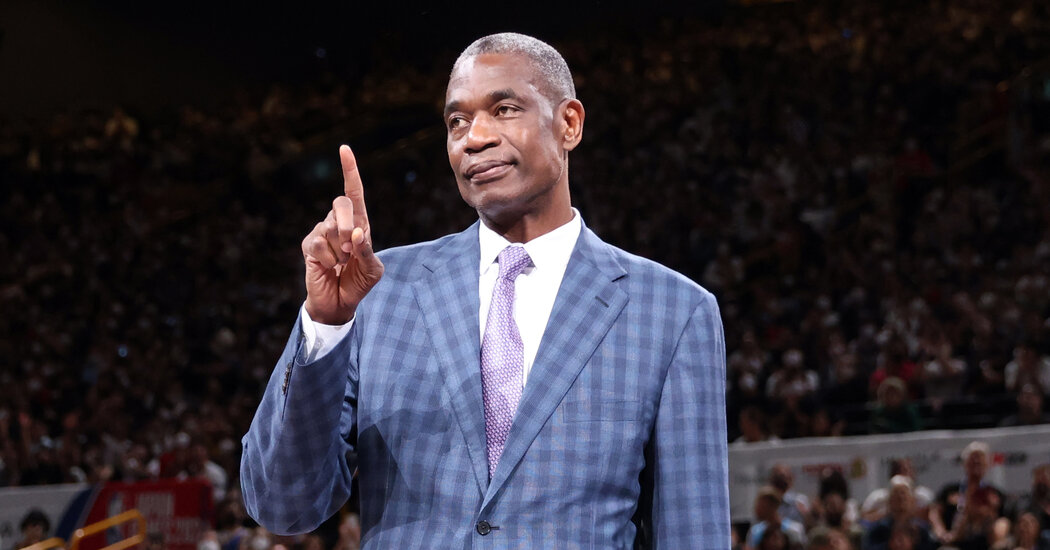 The_sponser's tweet image. RIP to the legendary Dikembe Mutombo, who passed away at 58. 🙏 The NBA icon was known for his towering presence &amp;amp; incredible shot-blocking skills. #NBA #RIPMutombo @nytimes