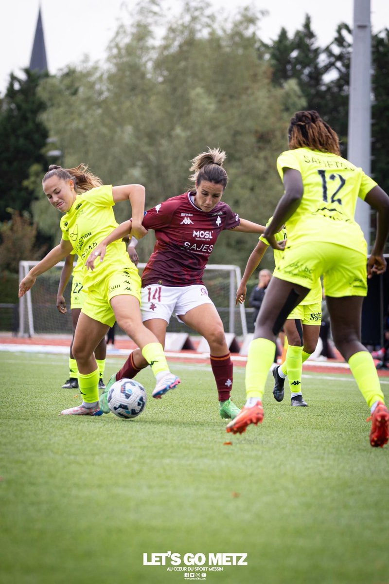 Lesvertes_dz's tweet photo. Notre internationale 🇩🇿 @inesboutaleb14 buteuse avec le @FCMetz face à l’US Saint-Malo 🙌⚽️

📸 @letsgomtz https://t.co/7O5oTgTzva