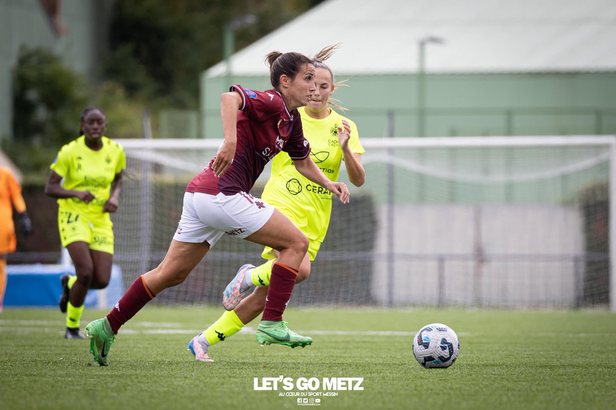 Lesvertes_dz's tweet photo. Notre internationale 🇩🇿 @inesboutaleb14 buteuse avec le @FCMetz face à l’US Saint-Malo 🙌⚽️

📸 @letsgomtz https://t.co/7O5oTgTzva