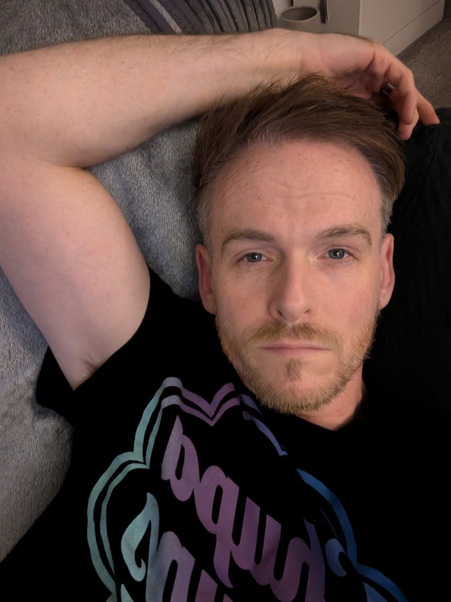 "𝕀𝕗 𝕪𝕠𝕦 𝕔𝕒𝕟'𝕥 𝕝𝕠𝕧𝕖 𝕪𝕠𝕦𝕣𝕤𝕖𝕝𝕗, 𝕙𝕠𝕨 𝕚𝕟 𝕥𝕙𝕖 𝕙𝕖𝕝𝕝 𝕪𝕠𝕦 𝕘𝕠𝕟𝕟𝕒 𝕝𝕠𝕧𝕖 𝕤𝕠𝕞𝕖𝕓𝕠𝕕𝕪 𝕖𝕝𝕤𝕖"

#MondayMood