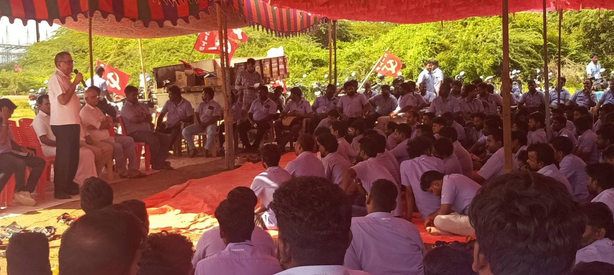 The strike of the #Samsung workers entered the 22nd day on September 30. Comrade K Kanagaraj, #CPIM state secretariat member addressed the protesting workers and extended solidarity. The workers are demanding that the management recognise the union led by the <a href="/cituhq/">CITU CENTRE</a>, regulate
