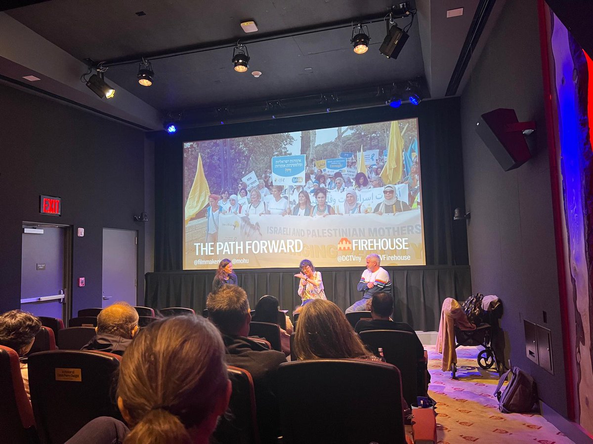 afalkhatib's tweet image. Thank you, Julie Cohen @FilmmakerJulie, for your hard work on making The Path Forward, a short film that showcases the possibility of compassion, empathy, kindness, healing, and reconciliation in pursuit of true peace and coexistence between Palestinians and Israelis. I am…