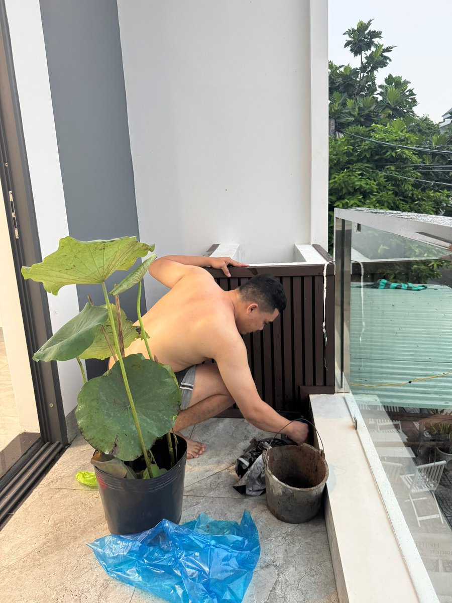 Nhà e có hư gì không 
Để a qua a sửa