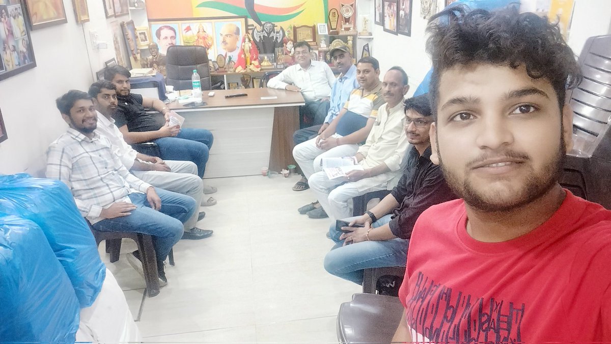 SunnyKumar88576's tweet photo. आज मंगोलपुरी विधानसभा वार्ड नंबर 51 C में मेरा प्रभारी युवा मोर्चा नियुक्त होने के बाद (2) प्रभास रहा मंडल अध्यक्ष मंगोलपुरी से श्री #साधुराम जी से शिष्टाचार मुलाकात हुई और मंडल की टीम की विशेष चर्चा हुई 

आपका सेवक Sunny Kumar Sharma 
जिला मंत्री युवा मोर्चा बाहरी दिल्ली https://t.co/lUQayoHwFM