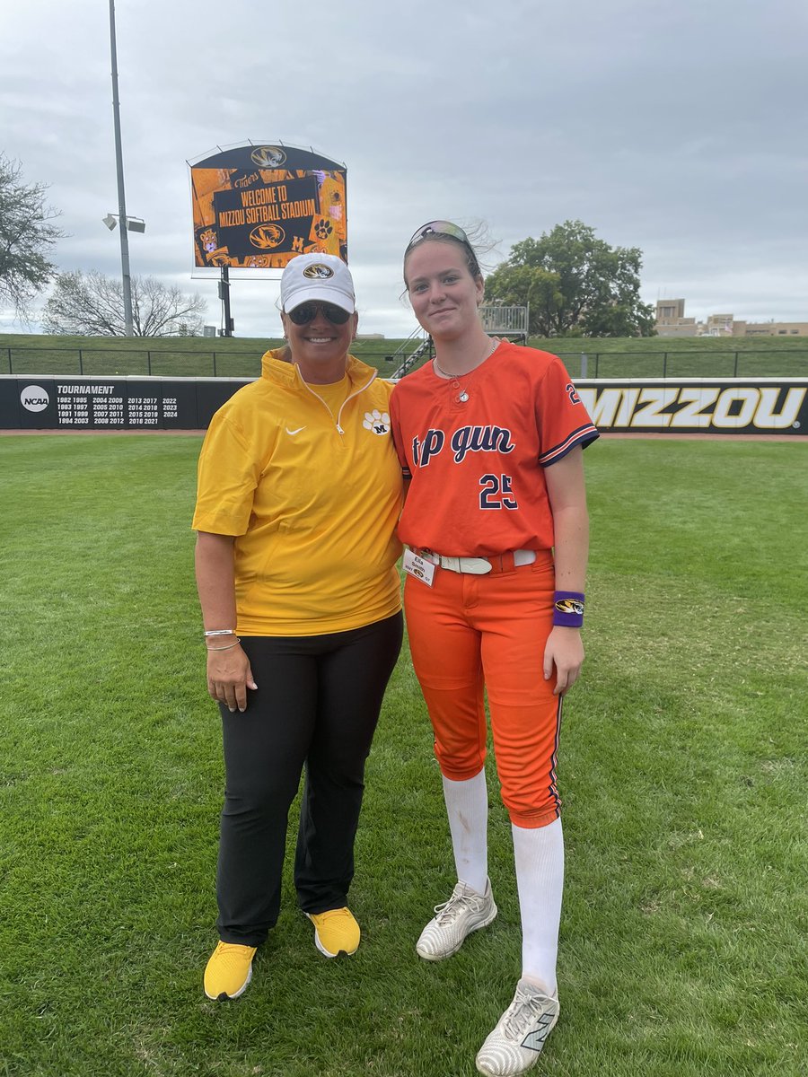 Ella Smith tweet media