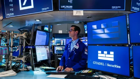 Risks now facing investors include slowing economic growth and tensions in the Middle East. In addition, corporate results for the third quarter will begin to be released in mid-October and will test the market rally.