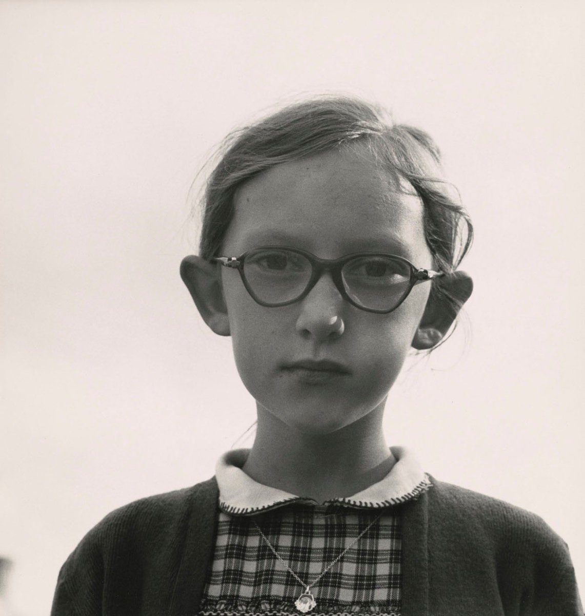Bertrom's tweet photo. Dorothea Lange.
 
“The power of her pictures lies not only in her desire to effect social change, but also in her deep humanism, her abiding interest in people, and the skills and insights she learned as a portrait photographer.” https://t.co/IkWBz0TN3p