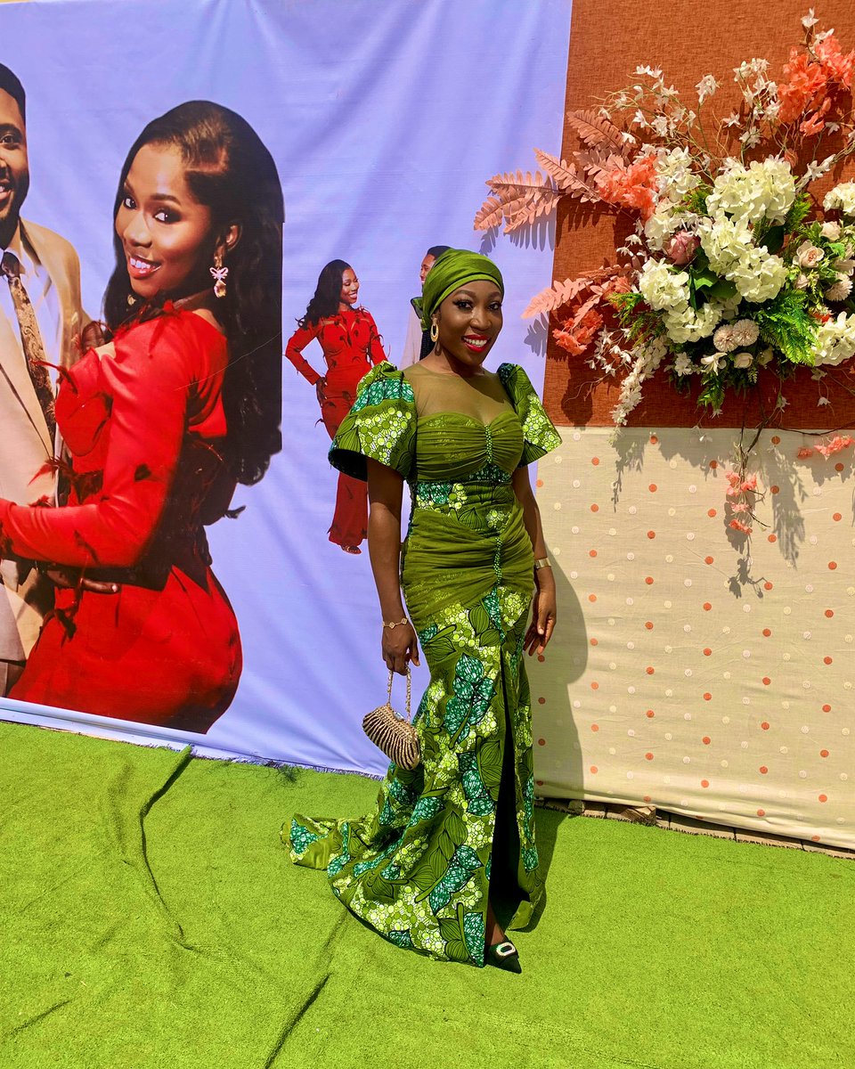 weartiffanypius's tweet photo. #NJ24
How I showed up for my girl over the weekend!
Ps. I made my dress🥰
#asoebi #asoebistyles #Ankara #fashiondesignersinJos #weddingguest https://t.co/hGhsFgfWK8