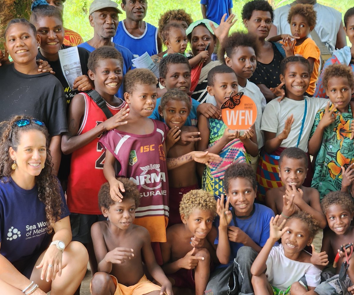 WhitleyAwards's tweet photo. 🌊 Big news from @NaomiLonga in #PNG! With @WhitleyAwards support, she's:
•Created 4 new LMMAs in #KimbeBay
•Trained women to monitor #coralreefs 🐠
•Secured a new LMMA for Harengan Island
Her work is protecting critical #ecosystems &amp; empowering local #communities! 💙 https://t.co/maab0YQ8cj