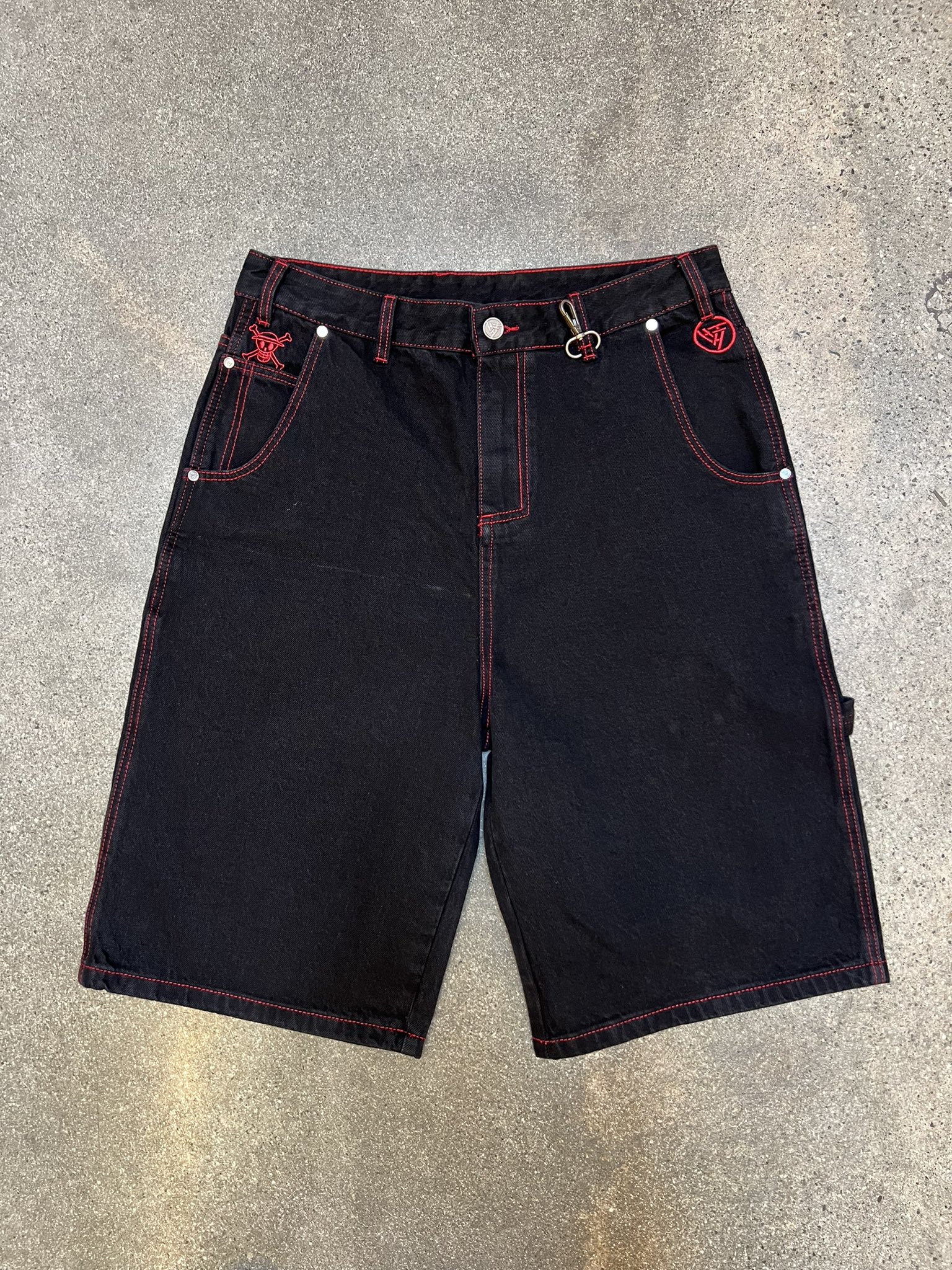 【2plan】Luffy cut bermuda denim pants ONE PIECE LUFFY MONEY DENIM JORTS (INDIGO WASH) – Hypland
