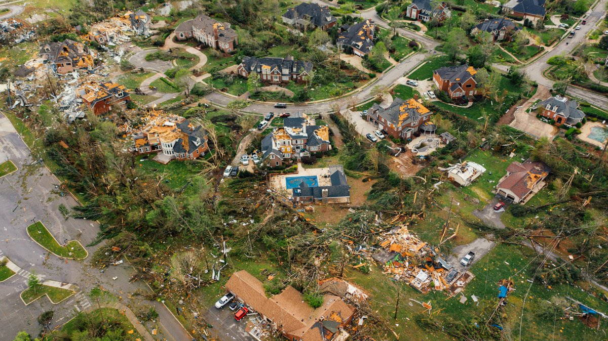 drlisacpalmer's tweet photo. Discover how communities can rebuild and support each other after a devastating hurricane. Learn about coping strategies, community resilience, and acts of kindness. https://t.co/FFwebSynRk
