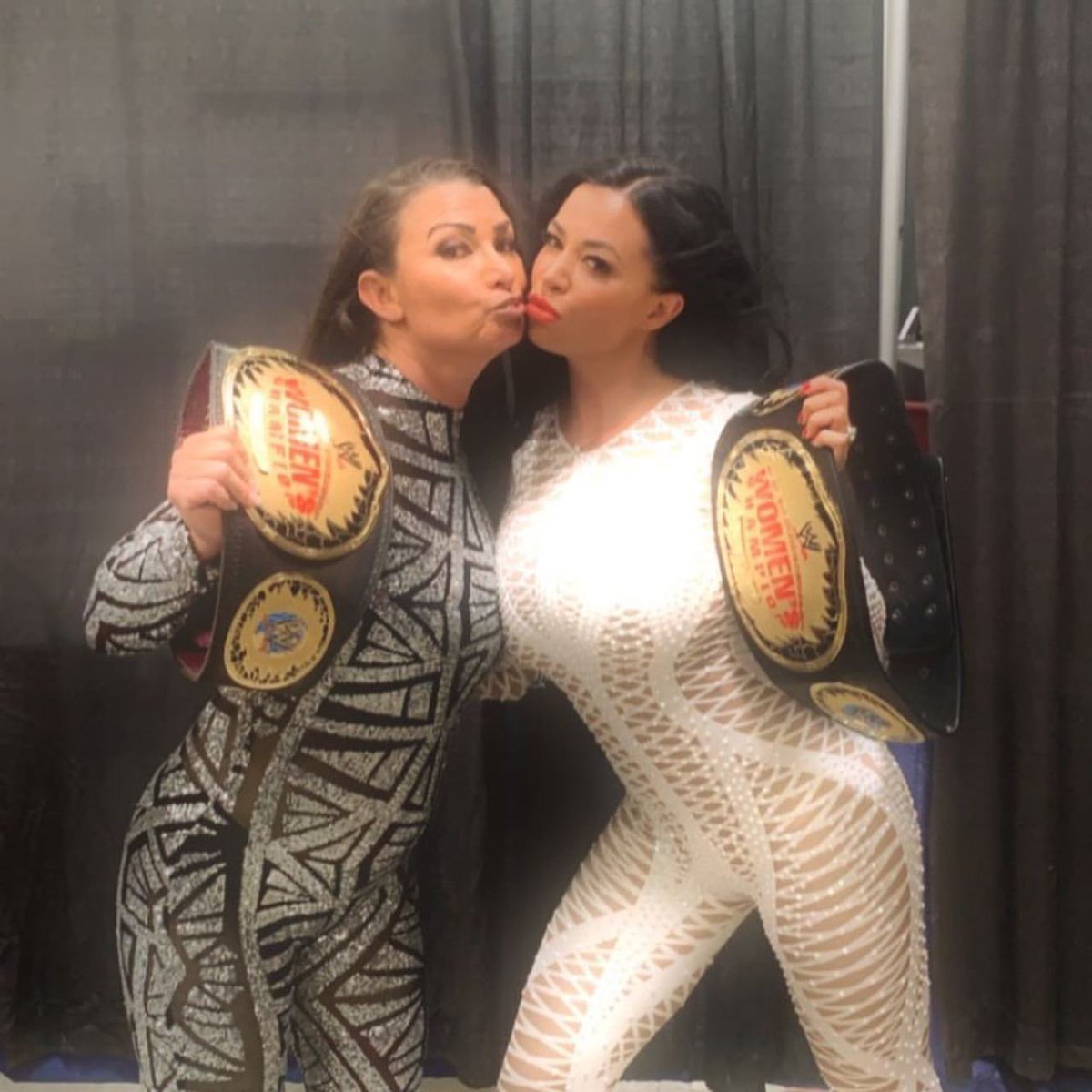 REALLiSAMARiE's tweet photo. Happy birthday Sizzle @mrs_candice_michelle . I love you so much. #vincesdevils https://t.co/jRLyr4bz7O