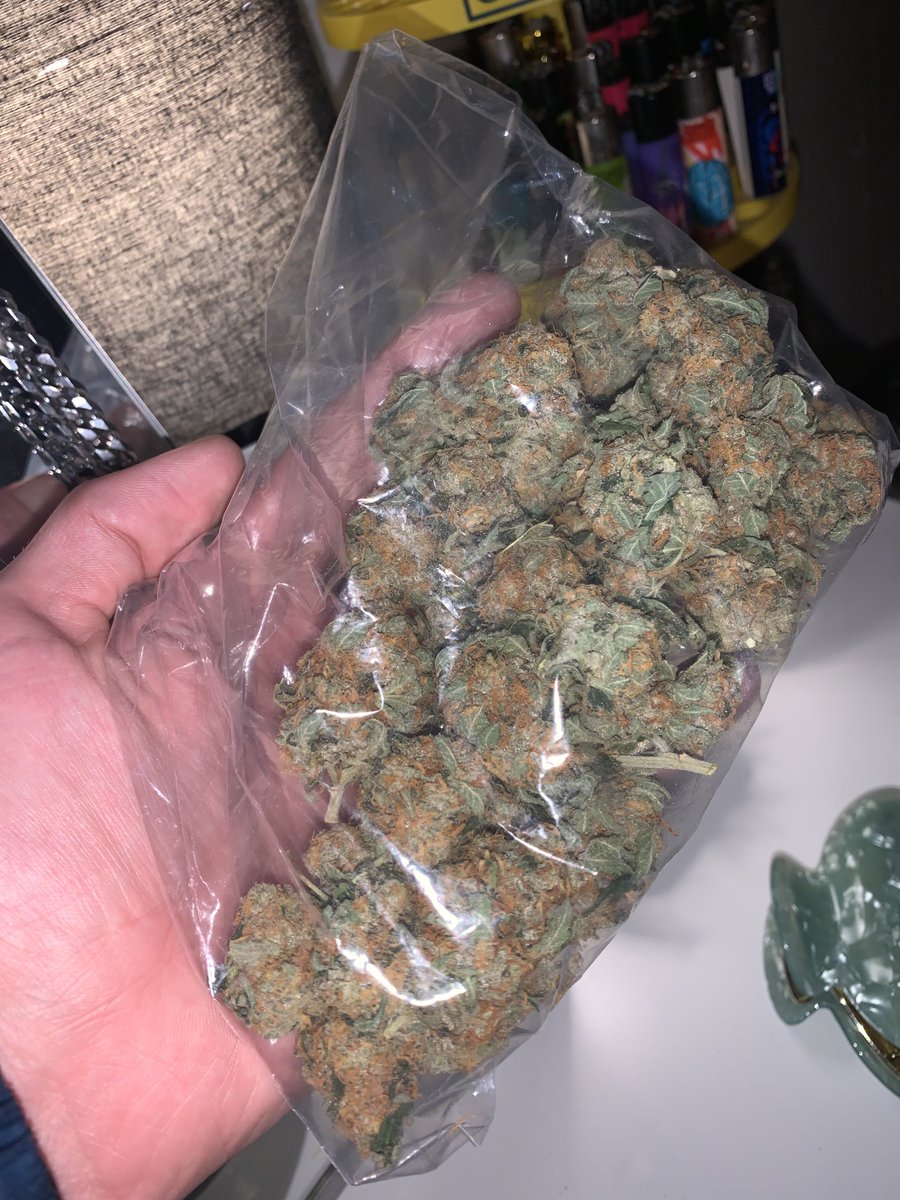 STONERS R US 🍃 tweet media