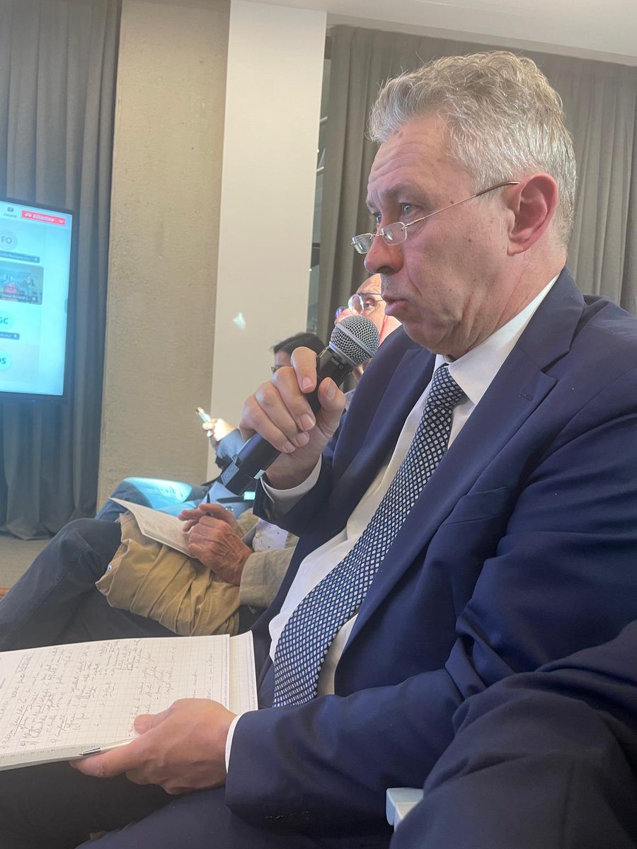 cuper_ER's tweet photo. 𝑨𝒍𝒍𝒖𝒗𝒊𝒐𝒏𝒆 𝒊𝒏 𝑬𝒎𝒊𝒍𝒊𝒂-𝑹𝒐𝒎𝒂𝒈𝒏𝒂: alla riunione dei firmatari del 𝑷𝒂𝒕𝒕𝒐 𝒑𝒆𝒓 𝒊𝒍 𝑳𝒂𝒗𝒐𝒓𝒐 𝒆 𝒑𝒆𝒓 𝒊𝒍 𝑪𝒍𝒊𝒎𝒂, presenti per il @cuper_ER il presidente @AlbertoTalamo e il responsabile rapporti enti e istituzioni Alberto Bergianti. https://t.co/Za7MYVmpCs