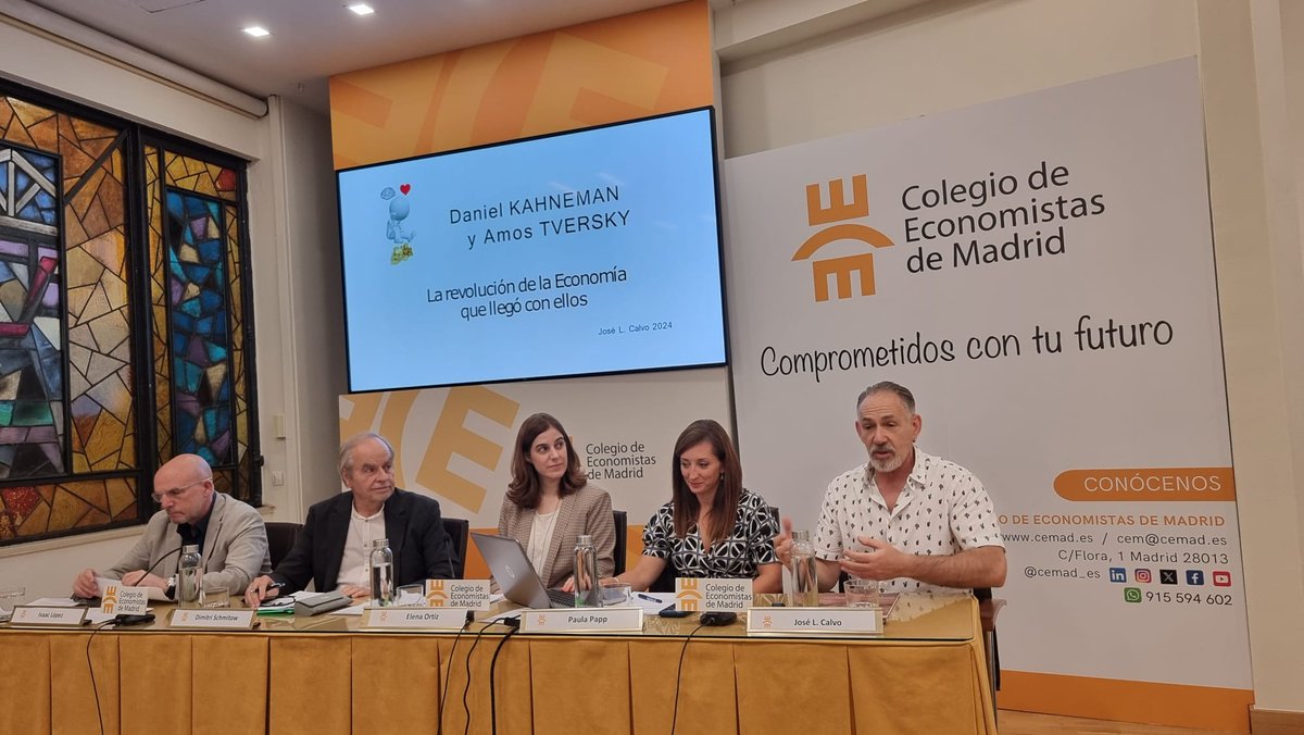 🎙️ Llega el turno del profesor José L. Calvo

Descubre la revolución que supuso la Prospect Theory de Kahneman y Tversky 💡
🌍 Estos dos gigantes cambiaron para siempre nuestra forma de entender la economía, llevando a los economistas de vuelta a las Ciencias Sociales