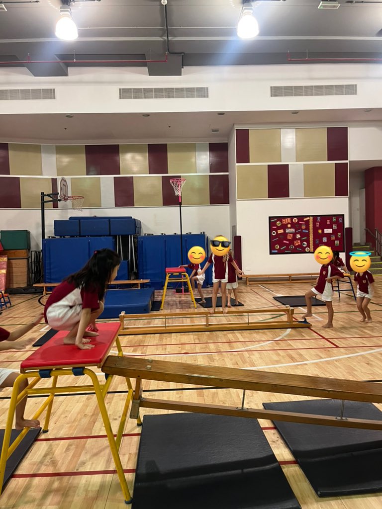 MissLeahPE tweet media