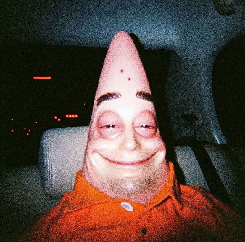 - qué onda amigo tengo mucha cara de volado??
- naaaa anda trankilo 
-