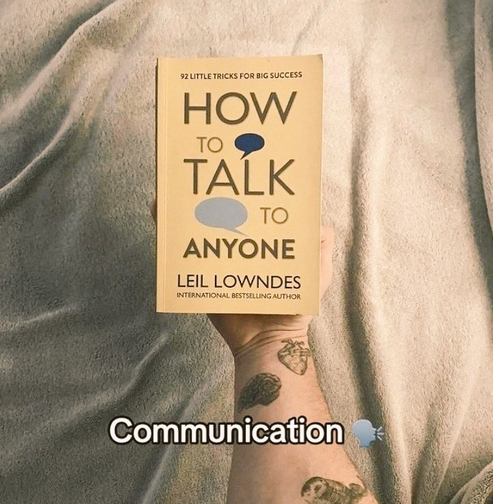 Powerofbooks3's tweet image. 4 books to understand everything

1. The Body 
2.  How to talk to anyone
3. The Courage to be Disliked
4. Can&apos;t Hurt Me