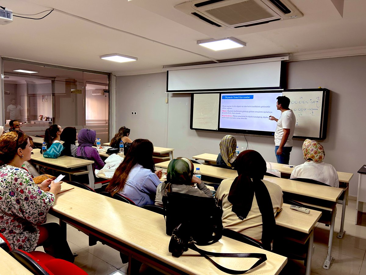 📉📊   Ölçme Değerlendirme Merkezi Müdürlüğümüzce 23-27 Eylül tarihlerinde  Açık Uçlu Madde Yazma ve Ölçme Değerlendirme Teknikleri kursu düzenlenmiştir. ✅
