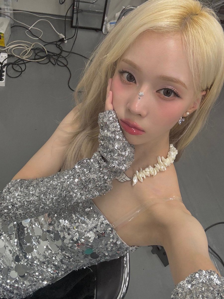 hourly winter (@hourlykwinter) on Twitter photo 