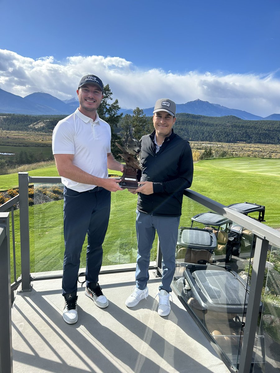 BlackWolfGolf tweet media