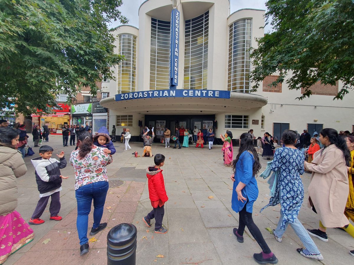 29.09.2024
Community gathered in Rayners lane on Sunday to celebrate 8th year Pre-Navratri Garba, Coordinated by Community Champion Cllr Krishna Suresh and Live music supported by International Siddhashram Shakti Centre and Natraj's free snacks served at the event.