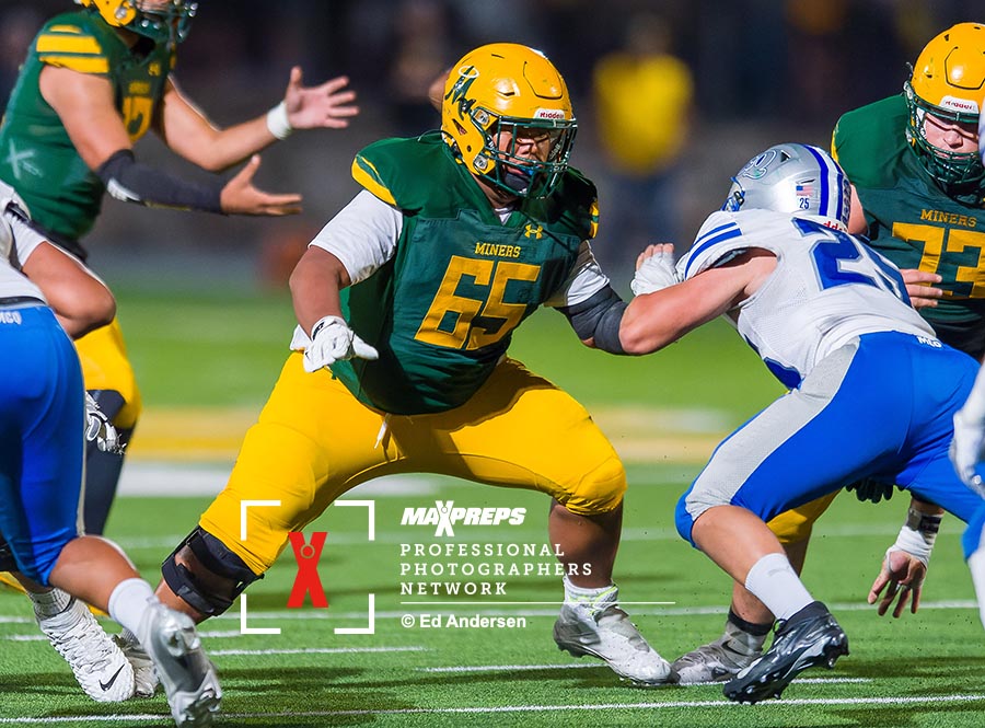 AndersenEd's tweet photo. Photos from the Bishop Manogue vs. McQueen football game are now available for viewing and purchase on CBS MaxPreps. Follow this link: https://t.co/Nq9i0xgpkc
#NIAA @NorthernNVPreps @RGJPreps @BattleBornPreps @nevadapreps @mcqueen_fb @BishopManogue48 https://t.co/coOP8k1LY2