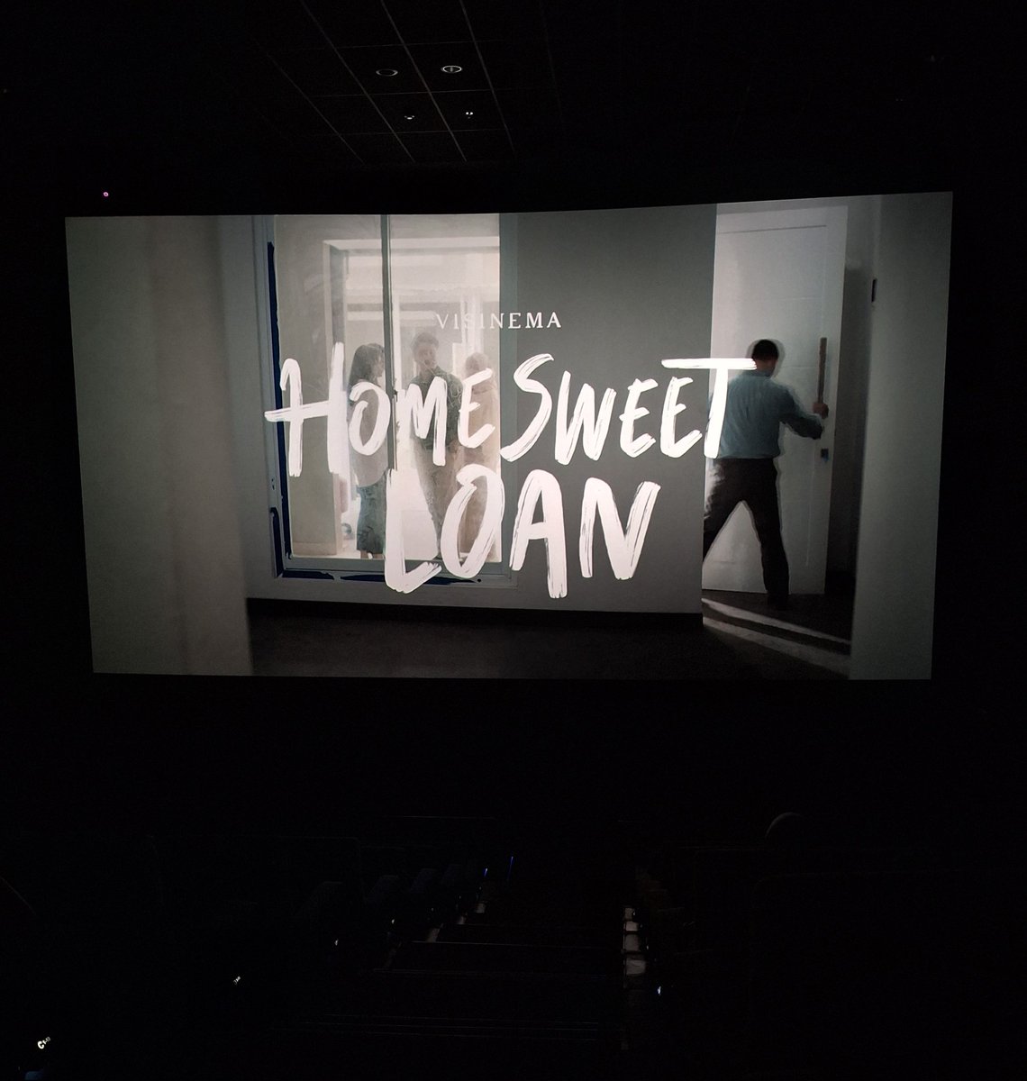 raditz87's tweet photo. 154. Home Sweet Loan
Premis sederhana dan relate dg kehidupan sehari-hari, dg directing dan acting yg luar biasa, soundtrack yg oke. Sukses bikin emosi, menyentuh tp jg hangat. Salah satu film Indonesia terbaik thn ini
#HomeSweetLoan
@cinepoint_ @VisinemaID @sabrochelle @CGV_ID https://t.co/m02xebVdF8