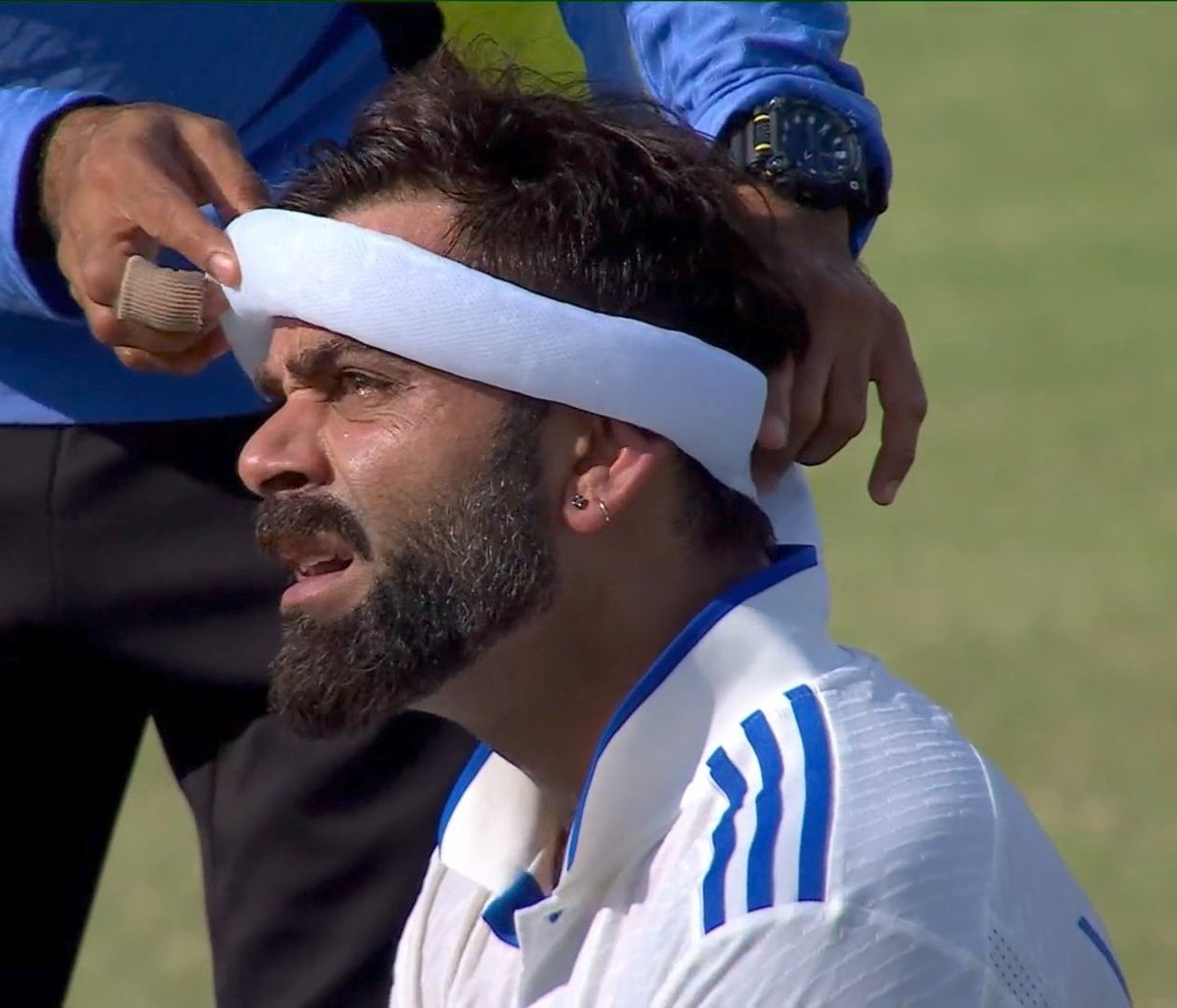 Kohli_divote's tweet photo. oh is the sun bothering you, my love? 😞 https://t.co/otp9uDhts2