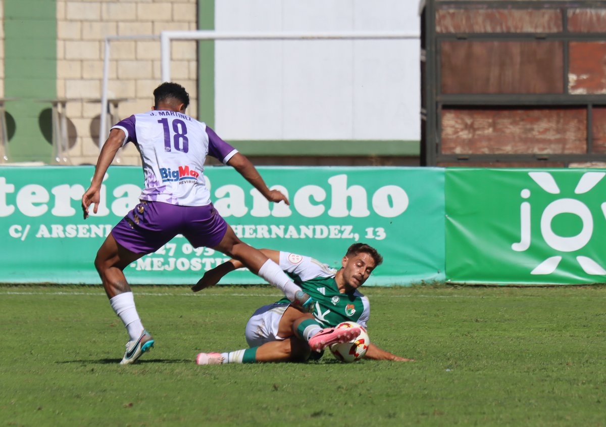 📸 Puedes ver las imágenes del #CacereñoDépor en: bit.ly/4dnYmkl 

©️ <a href="/mafiadelarte/">Mafia del arte Audiovisual</a>, <a href="/javago_cc/">Fotografo oficial C.P.C</a> y Vanessa Pavón.

#LaOrdenDelDecano #AúpaCPC