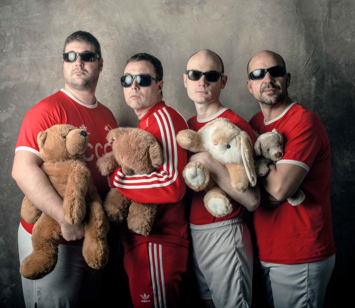 🧑‍🎤#Música | Los vallisoletanos Monóxido se despiden con un nuevo álbum 'a título póstumo'

📹 Incluye un vídeoclip dirigido por <a href="/HerminioCardiel/">Herminio Cardiel</a> 

acortar.link/WPOxHB