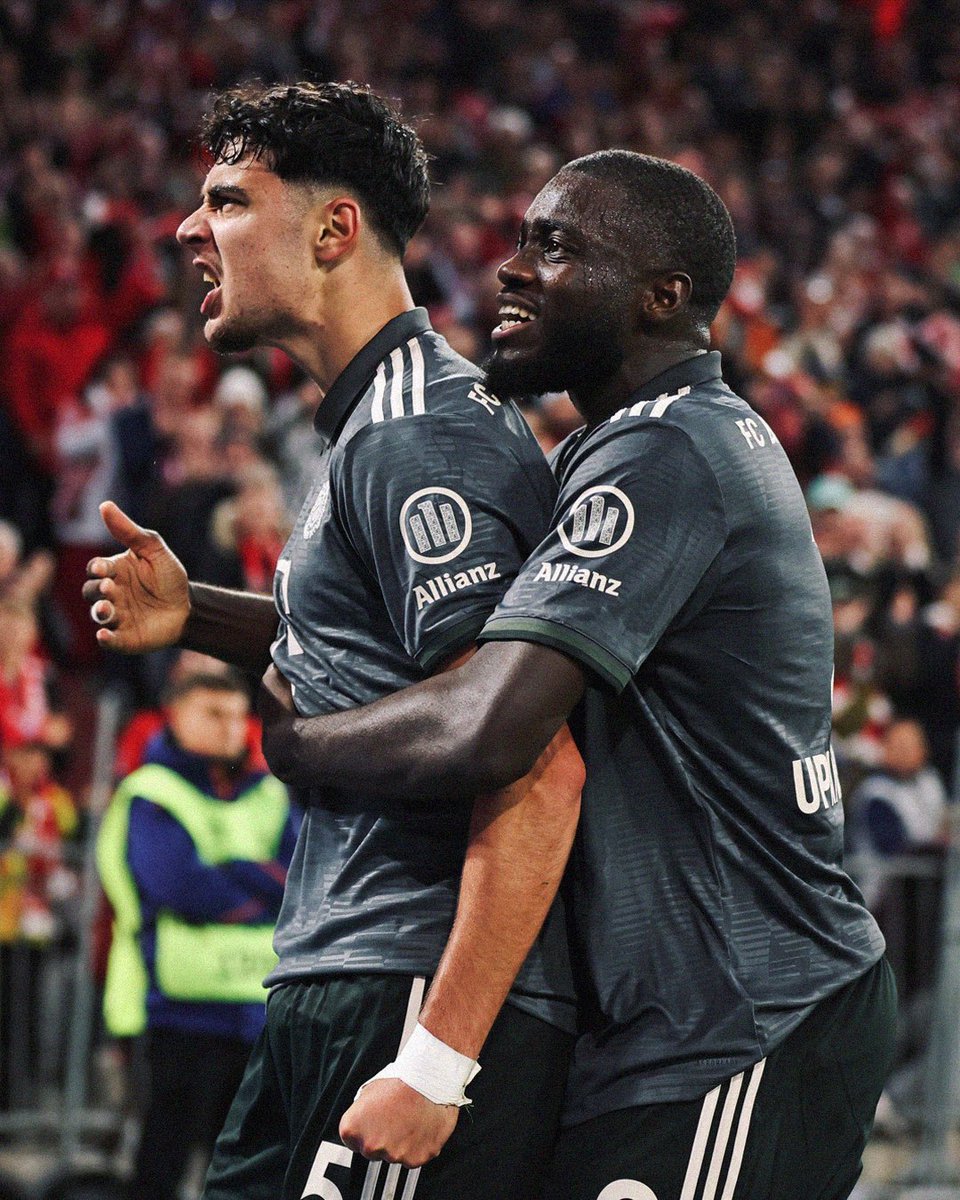 SoccerBible's tweet photo. Bayern Munich debuted their adidas 24/25 Oktoberfest kit on Saturday. https://t.co/T2u0ld42LP
