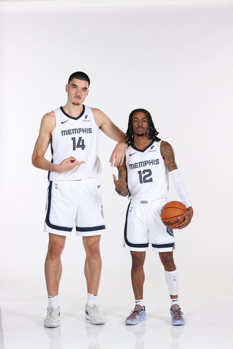 NBA's tweet photo. A new guard-big duo is upon us...

Ja x Edey at #NBAMediaDay 🐻 https://t.co/DzUmx7g1v3