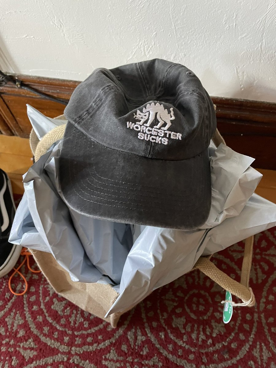 Mailing out the first round of these only 8 left ppl!! Billshaner.bigcartel.com