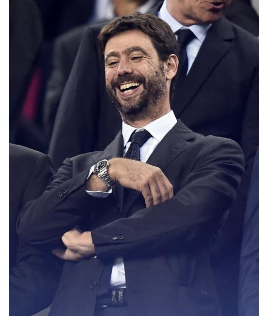 alefinoallafine's tweet photo. Mi vengono in mente tutti quelli che si son riempiti la bocca ed hanno scritto falsità e calunnie, e rido, si rido!
Nessuno mai potrà essere all'altezza del mio Presidente. Nessuno!
Molti dovrebbero chinare il capo e sommessamente cercare un nascondiglio.
Addetti ai lavori e non https://t.co/Rh6eOdXk4k