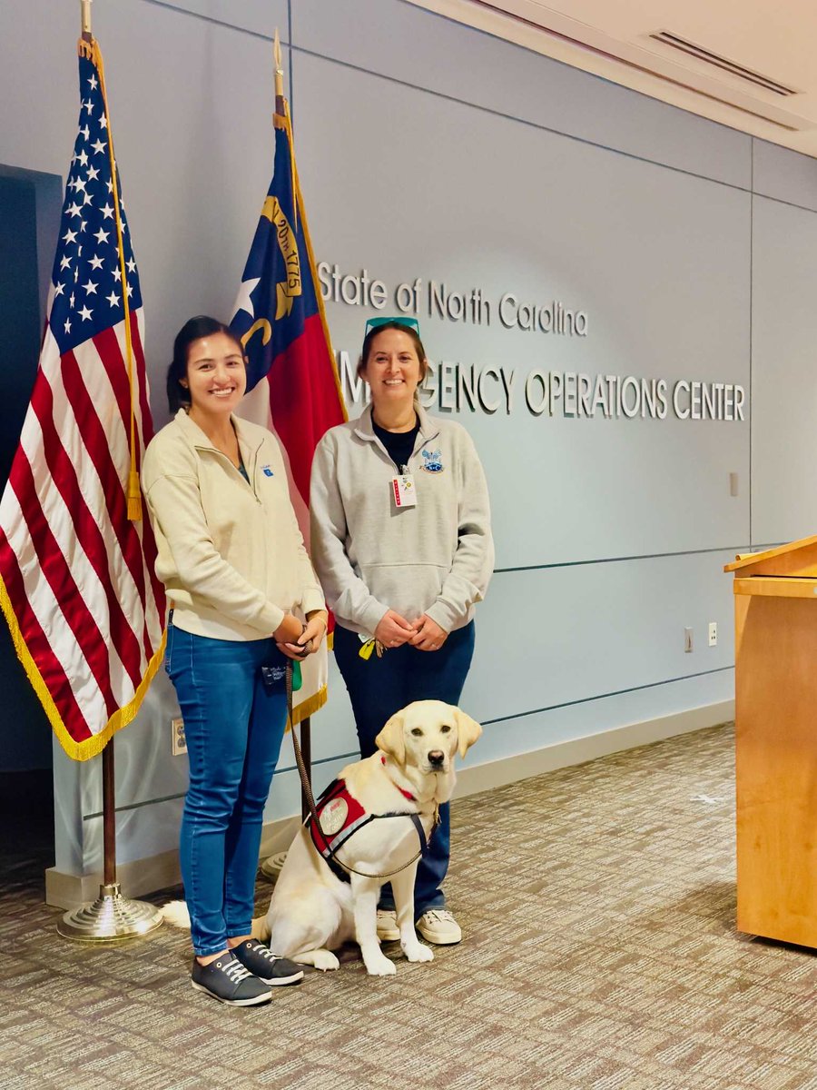 chapelhillgov's tweet image. (1/4) Our hearts are heavy for our neighbors in the western part of our state. The damage from Hurricane #Helene is catastrophic. While this tragedy weighs on our minds, we&apos;re so proud of the local efforts going to support the relief.