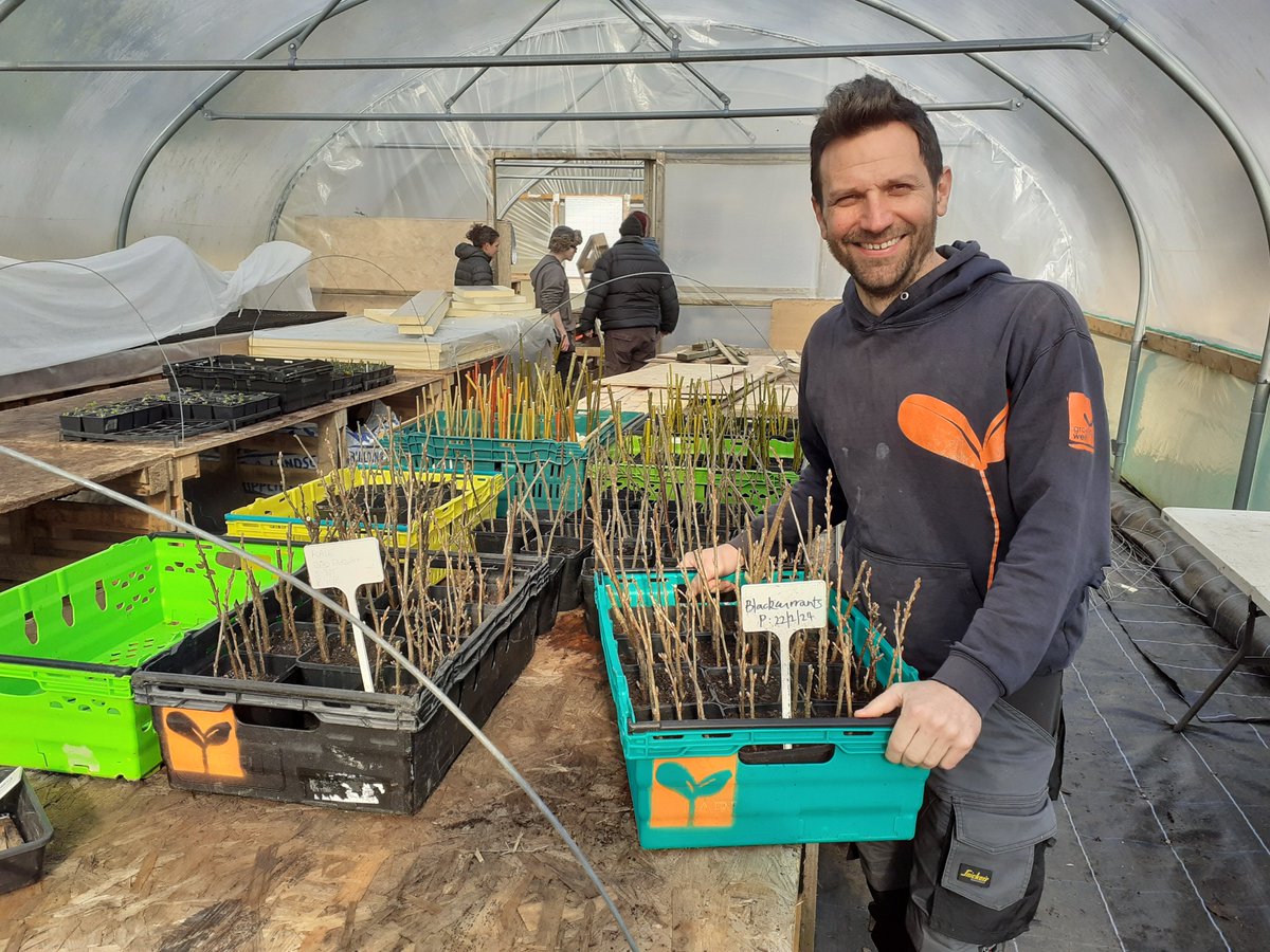 Pete Leeson (@treeamblepod1) on Twitter photo Tree Amble latest episode out now on Apple and Spotify etc - vegetable growing to heal the mind - we talk with Paul Cambre at Growing Well in Cumbria about mental wellbeing through veg growing <a href="/GrowingWell/">Growing Well</a> Tree Amble latest episode out now on Apple and Spotify etc - vegetable growing to heal the mind - we talk with Paul Cambre at Growing Well in Cumbria about mental wellbeing through veg growing <a href="/GrowingWell/">Growing Well</a>