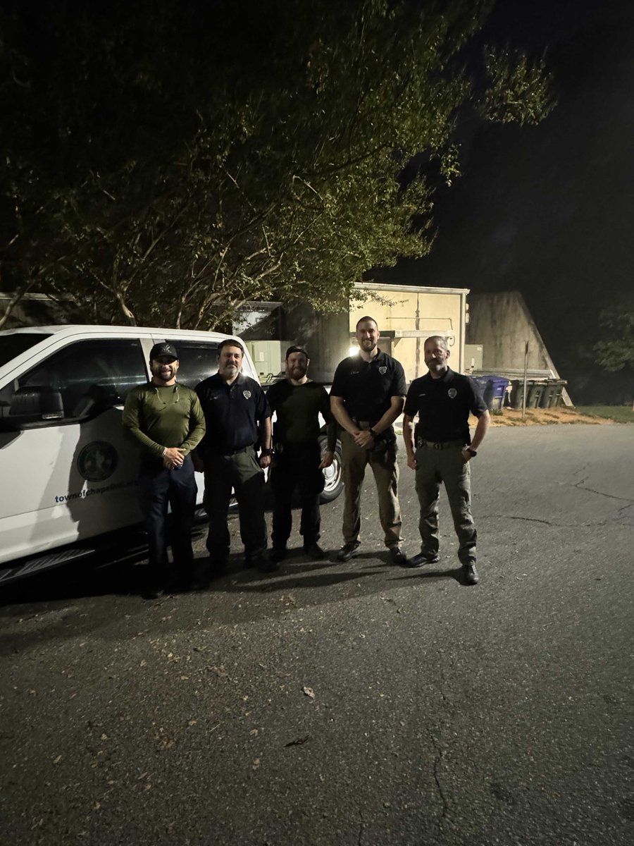 chapelhillgov's tweet image. (1/4) Our hearts are heavy for our neighbors in the western part of our state. The damage from Hurricane #Helene is catastrophic. While this tragedy weighs on our minds, we&apos;re so proud of the local efforts going to support the relief.