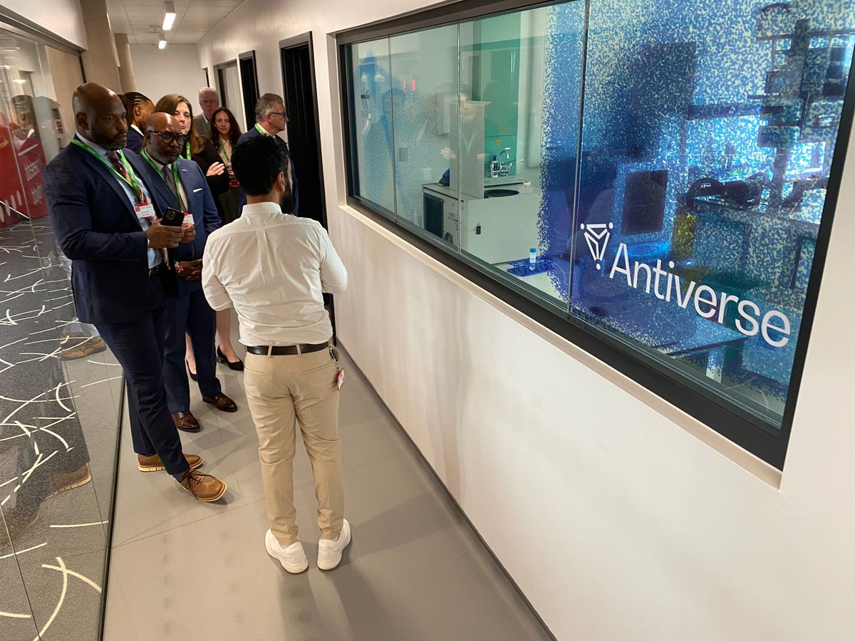 Wales in North America 🏴󠁧󠁢󠁷󠁬󠁳󠁿 tweet media