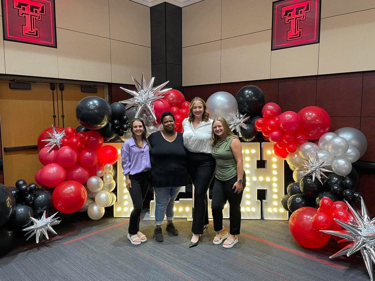 LindaSwindling's tweet photo. Great memories made w/ Red Raider Families during Texas Tech Parents Association’s events at Texas Tech Family Weekend. The Ultimate Tailgate ending with a visit to the field with TTPA Scholarship recipients AND a Texas Tech University win! 

#TTPAFamily #texastech #redraiders https://t.co/1LSc551Tcd