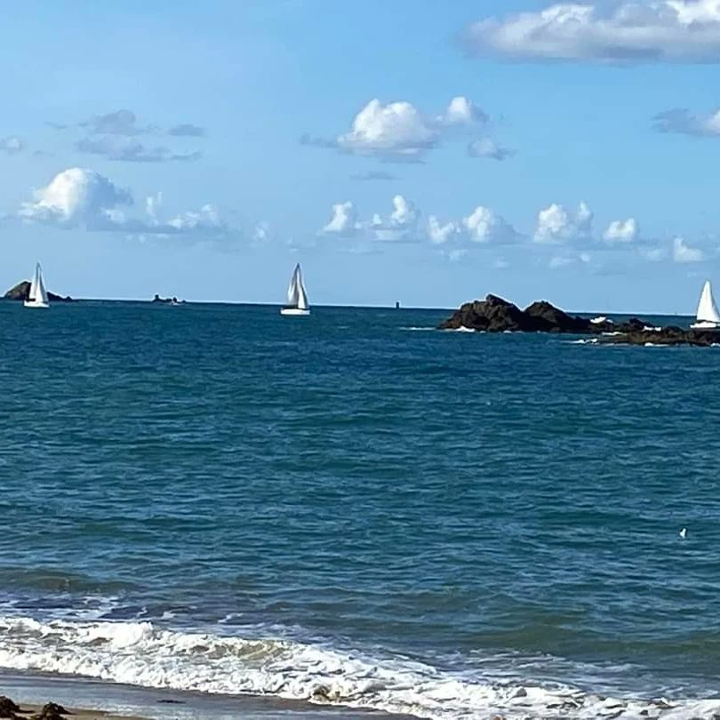 PascalBudor's tweet image. Juste avant les derniers grains de Septembre...
à Grande Plage De Saint Malo.💙🌨☔☔ #dinard#pascalbudor#