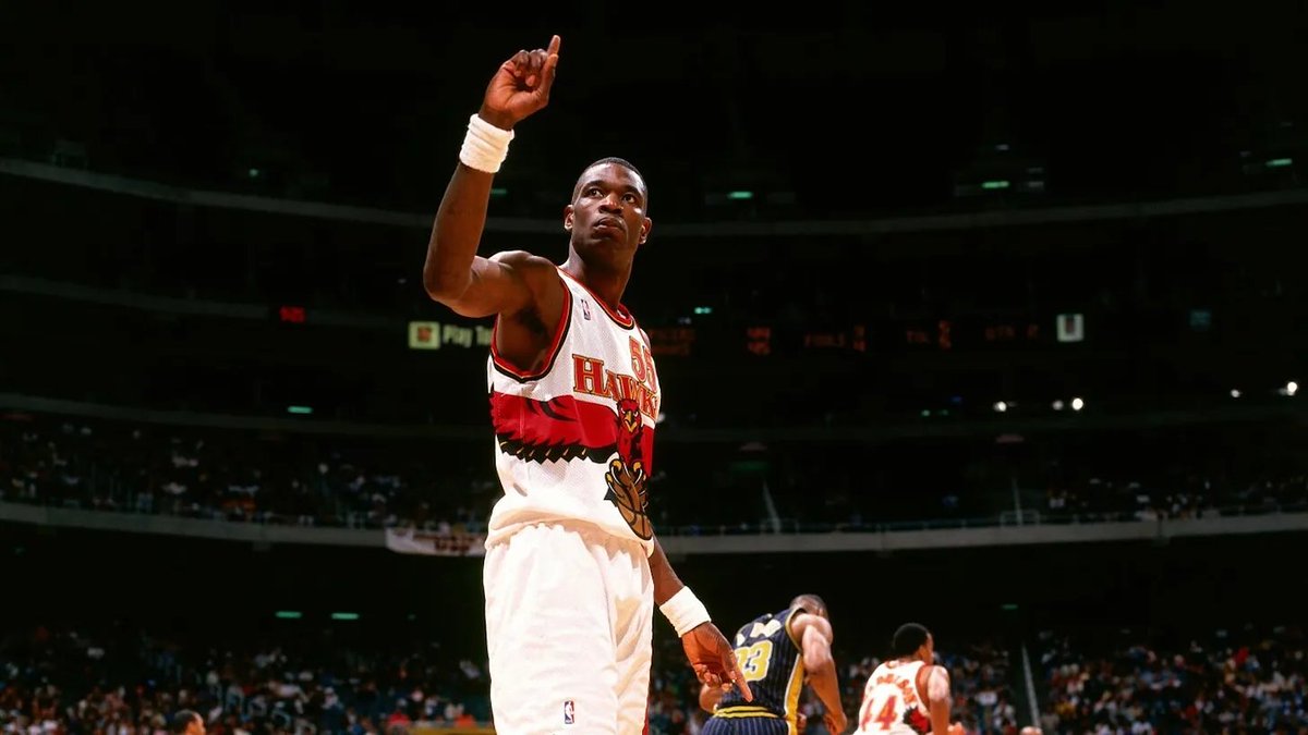 jeskeets's tweet photo. Mutombo was a two-time winner of the NBA's J. Walter Kennedy Citizenship Award, which is given to a given to a player, coach, or staff member who shows "outstanding service and dedication to the community." He's the ONLY multi-time winner of the award. https://t.co/3B1oSkmKXC https://t.co/gQPfDcbvCY