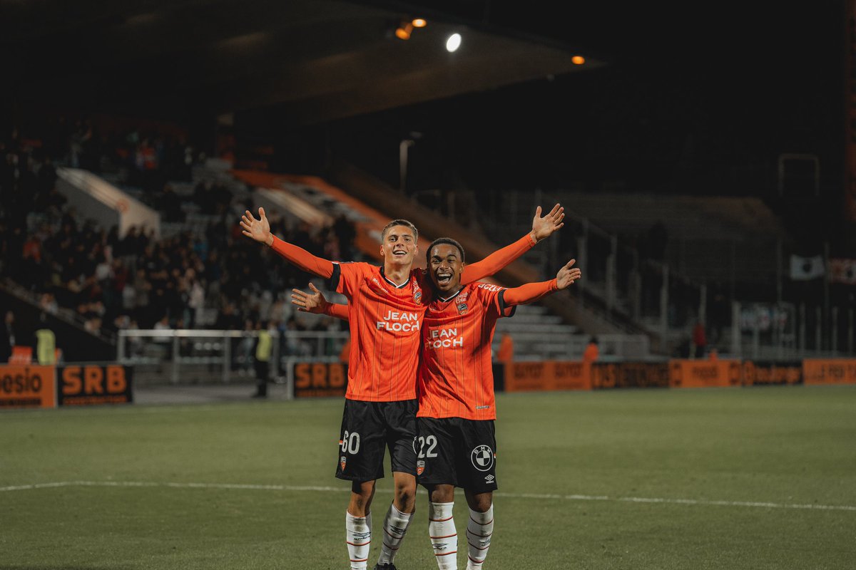 tony_esnault's tweet photo. JEUNESSE LORIENTAISE 🧡
Work for @FCLorient 📸
#FCLACA l @Ligue2BKT https://t.co/05r4kwuJ6u