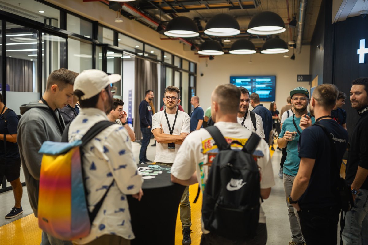 webstack_sk's tweet image. 🟢 Here's a sneak peek of the incredible moments we captured. More to come soon! A huge thanks to everyone who attended, our speakers, and partners for making #webstack2024 truly special!
📸 Photo credit: Marek Mucha
#webstack #webstackconference #techcommunity #networking