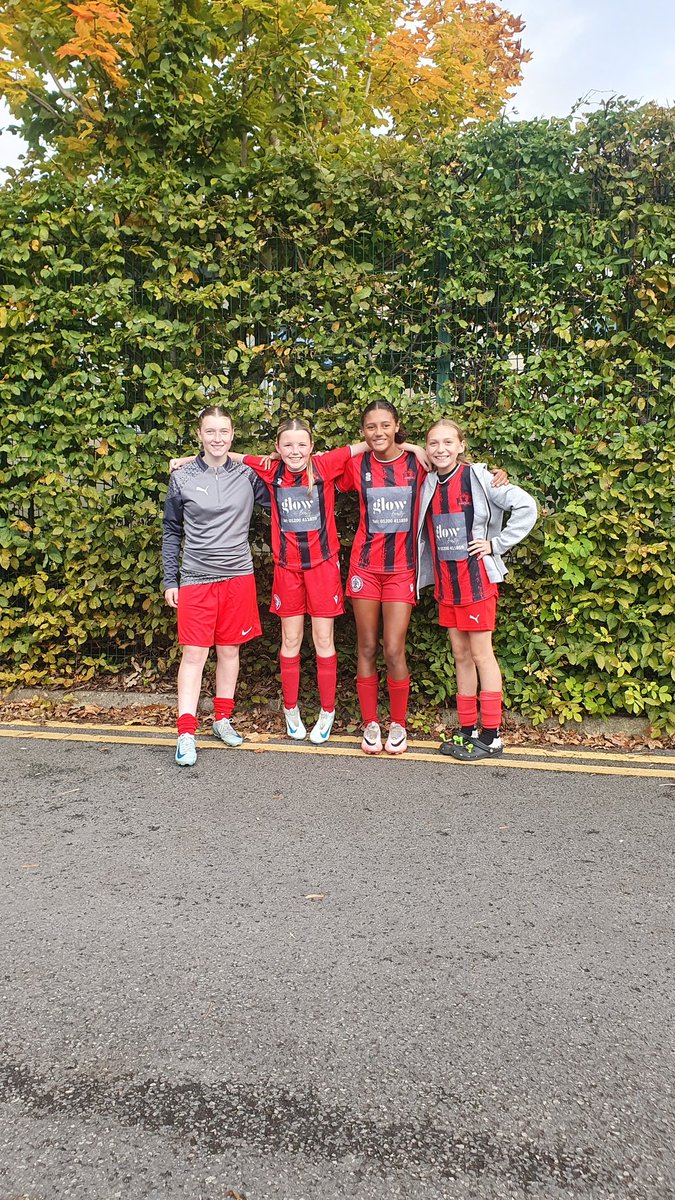 snufflerrob's tweet photo. What an incredible start for the new @hrvdsfa u13s Girls. 1st competitive game and absolutely smashed it out the park with an 8-3 win and 7 different goal scorers. POTM went to our captain fantastic Layla G 👏👏. Well.done girls simply awesome! ⚫️🔴 https://t.co/NpZbxmKf8c